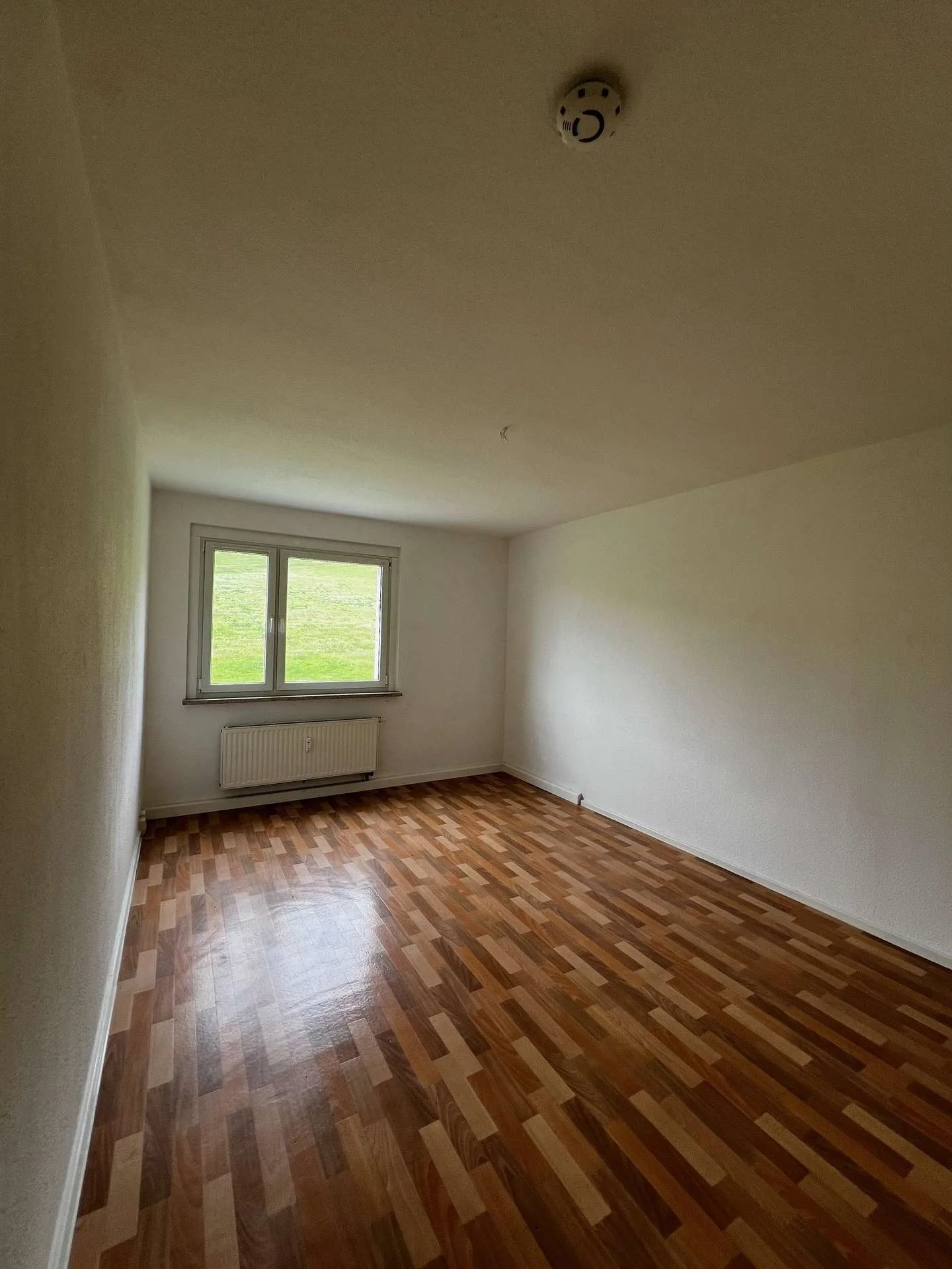 Wohn- u. Schlafzimmer